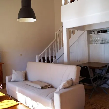 - 1 Bedroom With Pool And Sea Views Young People Group Not Allowed - 07517 *